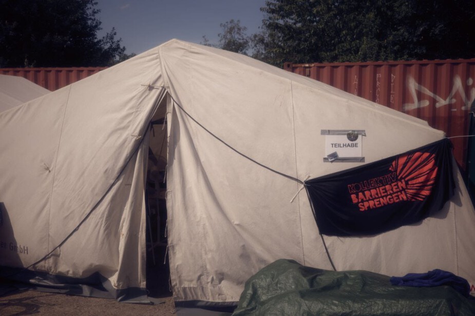 Backstage tent of the working group 'Teilhabe' (engl. participation).